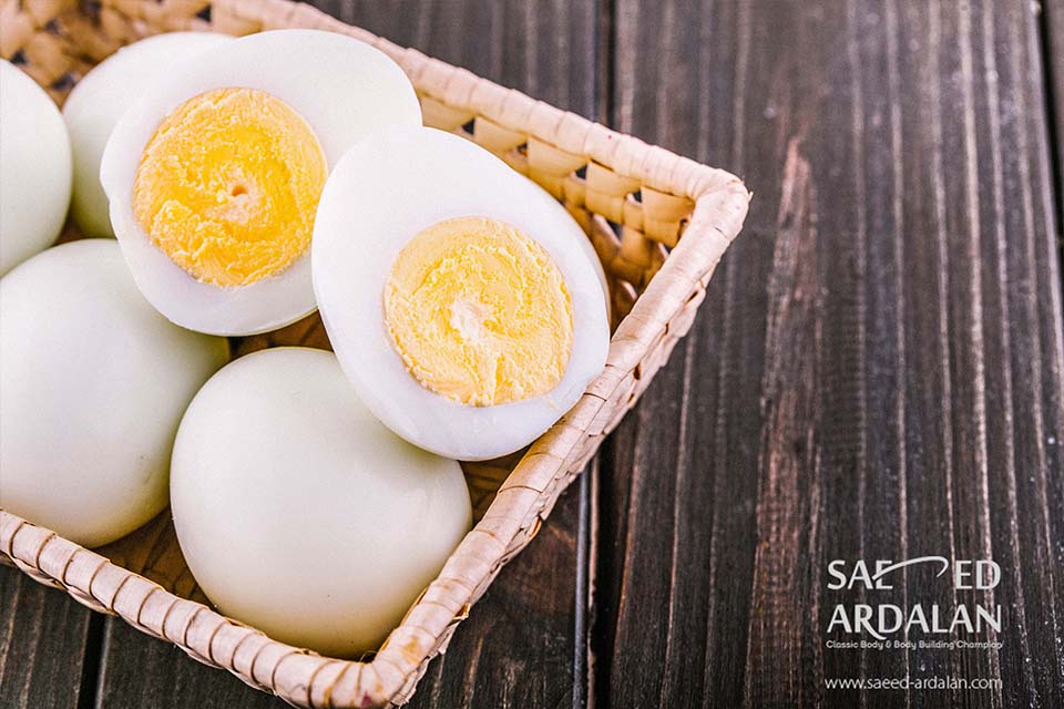 اهمیت سفیده تخم مرغ در عضله سازی 